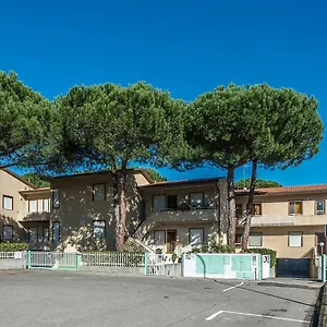  Apartment Caletta Italien