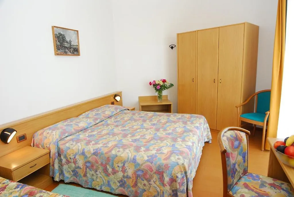 Regent'S Hotel Lido di Jesolo 4*,  Italy