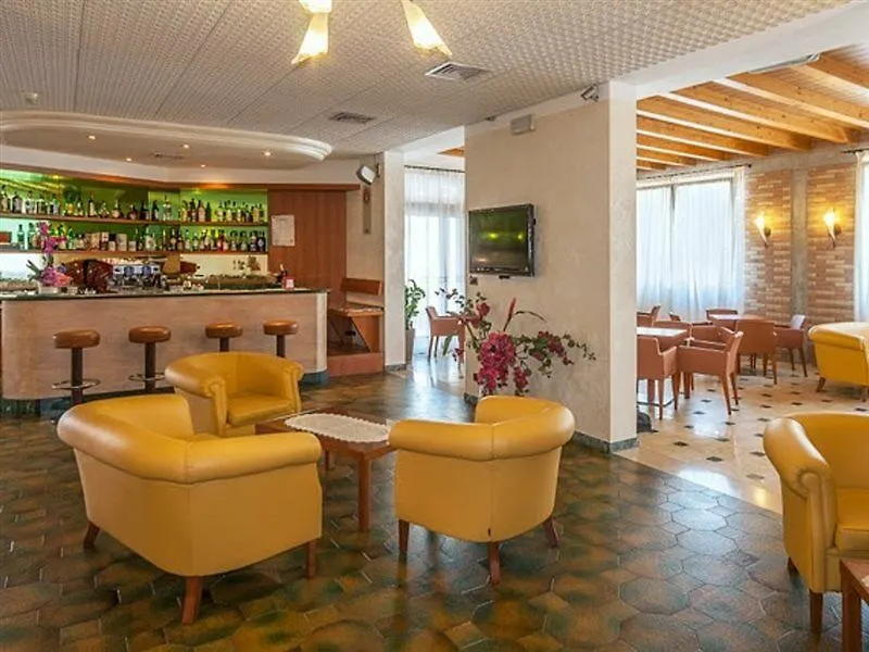 Regent'S Hotel Lido di Jesolo 4*,  Italy